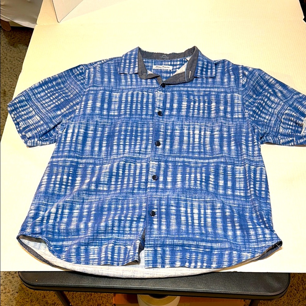 Tommy Bahama men’s shirt, daybreak, camp shirt, blue